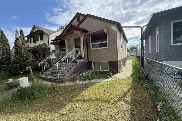 11825 67 St Nw, Edmonton, AB, photo 3