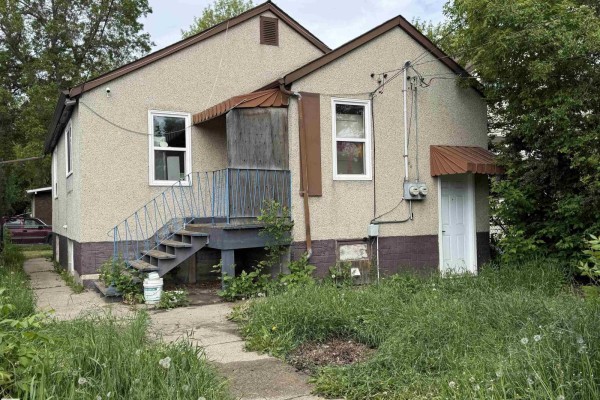 Bedroom 3 - 11825 67 St Nw, Edmonton, AB T5B1L9 Photo 4