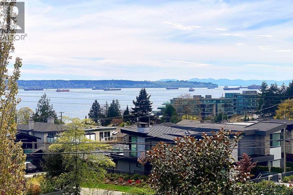 1183 Duchess Avenue, West Vancouver, BC V7T1H1 Photo 5