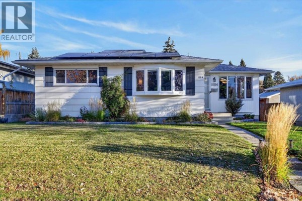 Kitchen - 1184 Northmount Drive Nw, Calgary, AB T2L0C7 Photo 2