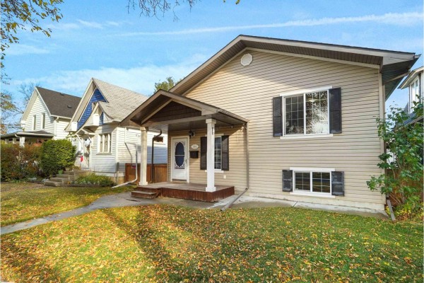 11841 94 St Nw, Edmonton