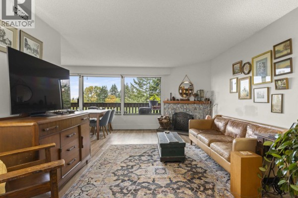 1185 Lillooet Road, North Vancouver, BC V7J3H7 Photo 2