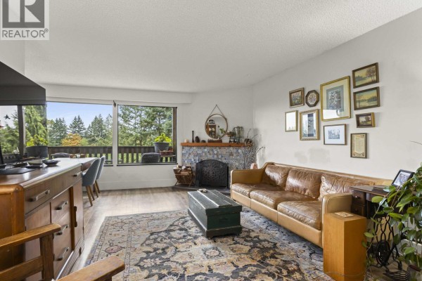 1185 Lillooet Road, North Vancouver, BC V7J3H7 Photo 3