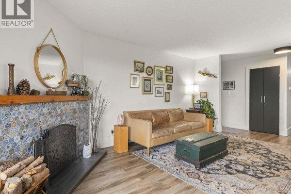 1185 Lillooet Road, North Vancouver, BC V7J3H7 Photo 4