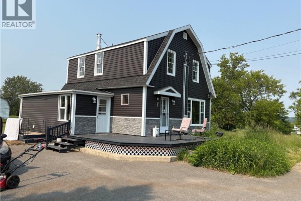 1186 Frenette Street, Bathurst, NB, photo 2