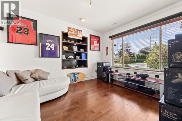 11870 236b Street, Maple Ridge, BC V4R2C9 Photo 4