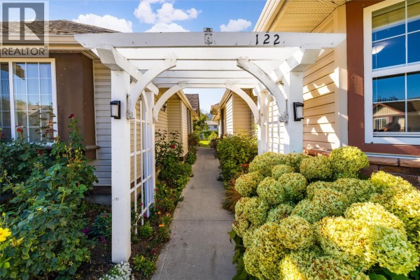 Den - 1188 Houghton Road Unit# 122, Kelowna, BC V1X2C9 Photo 5