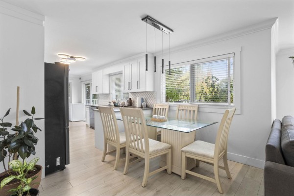11885 Chateau Wynd, Delta, BC V4E3C7 Photo 5