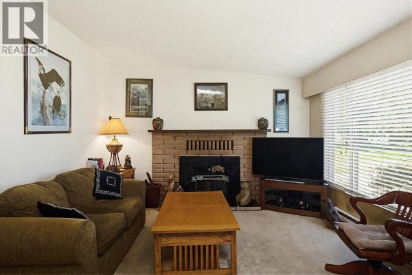 11895 230 Street, Maple Ridge, BC V2X6R3 Photo 3