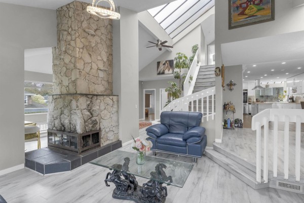 11895 Chateau Wynd, Delta, BC V4E3C7 Photo 4