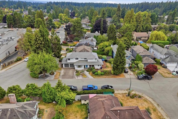11898 Woodlynn Court, Delta, BC V4E3G6 Photo 4