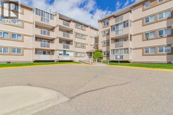 119, 22 Park Meadows Drive Se, Medicine Hat, AB, photo 3