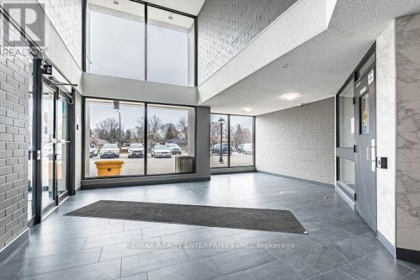 Den - 119 - 2001 Bonnymede Drive, Mississauga, ON L5J4H8 Photo 3