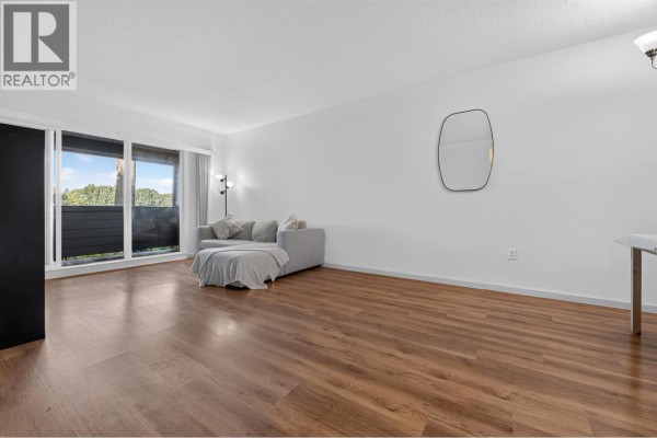 119 3451 Springfield Drive, Richmond, BC V7E1Z2 Photo 4