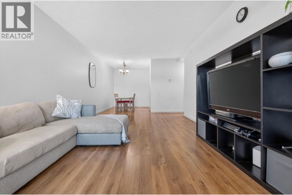 119 3451 Springfield Drive, Richmond, BC V7E1Z2 Photo 5