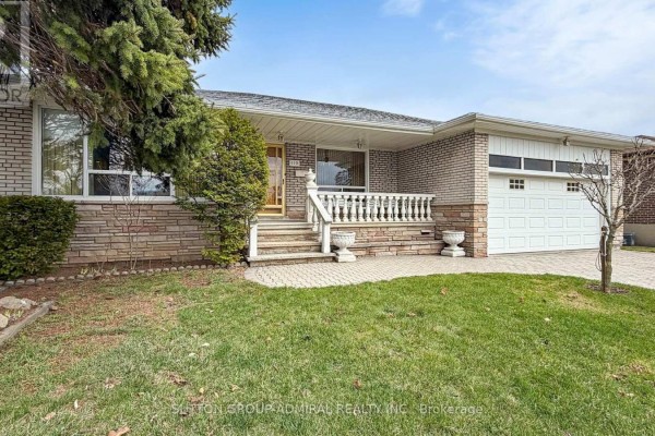 Cold room - 119 Brampton Road, Toronto, ON M9R3K3 Photo 3