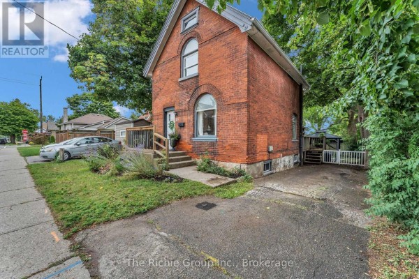 119 Brock Street, Brantford, ON N3S5E6 Photo 4