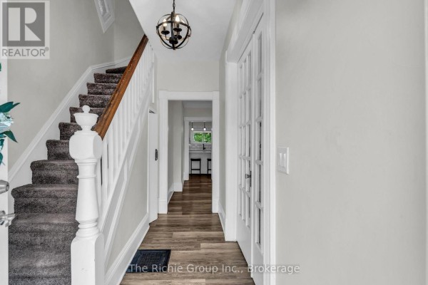 119 Brock Street, Brantford, ON N3S5E6 Photo 5