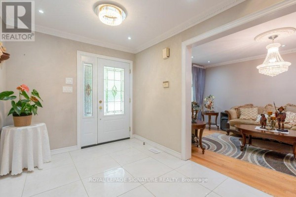 Bedroom 4 - 119 Chancellor Drive, Vaughan, ON L4L7M9 Photo 2