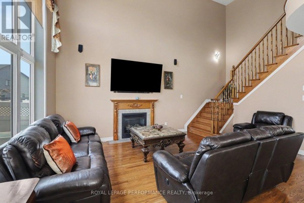 Bedroom 3 - 119 Felicity Crescent, Ottawa, ON K1W0C3 Photo 4
