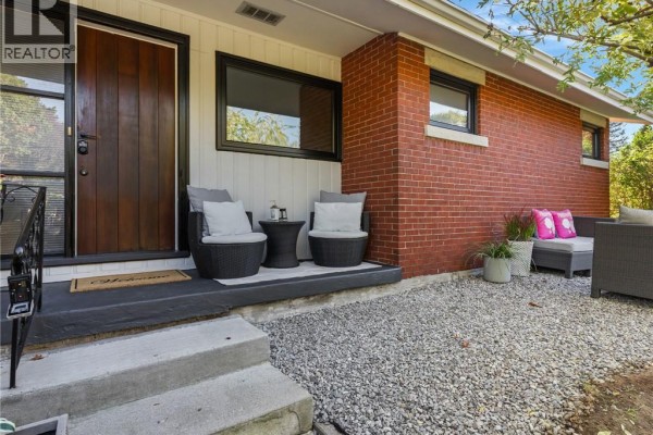 119 Gladstone Avenue, Cambridge