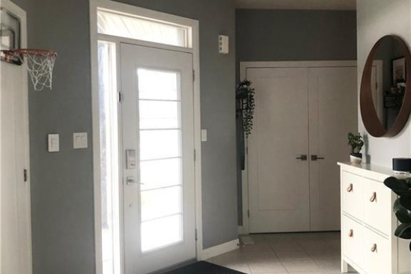 Laundry room - 119 Greenwich Avenue, Stoney Creek, ON L8J0L6 Photo 4