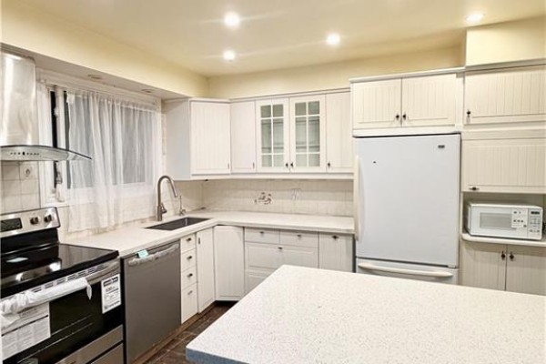 Kitchen - 119 Ingleside Drive Unit# Upper, Kitchener, ON N2M2G9 Photo 3