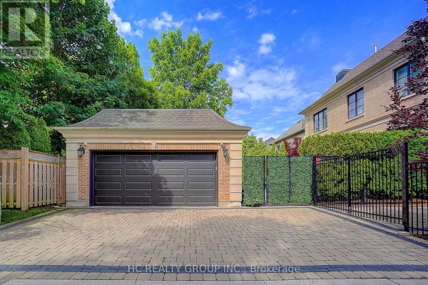Family room - 119 Strathallan Boulevard, Toronto, ON M5N1S9 Photo 4