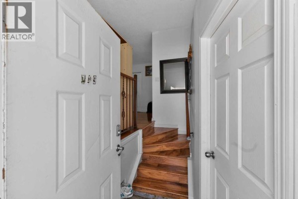 Bedroom - 119 Taravista Drive Ne, Calgary, AB T3J4T2 Photo 5