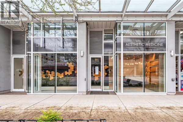 119 W Esplanade, North Vancouver, BC, photo 2