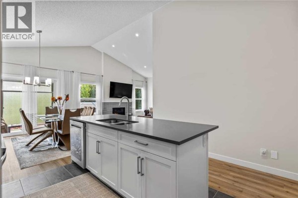 Laundry room - 119 Walgrove Green Se, Calgary, AB T2X2H9 Photo 5