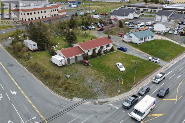 1190 Topsail Road, Mount Pearl, NL A1N5E8 Photo 4