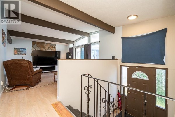 11900 Burnett Street, Maple Ridge, BC V2X6P5 Photo 3