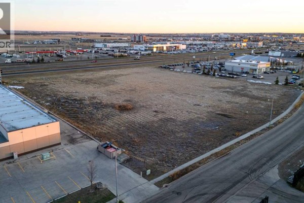 11902 99 Avenue, Grande Prairie, AB T8W0C7 Photo 2