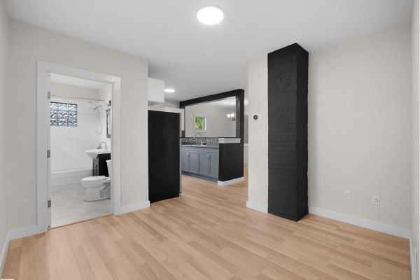 Kitchen - 11918 86 St Nw, Edmonton, AB T5B3K2 Photo 3