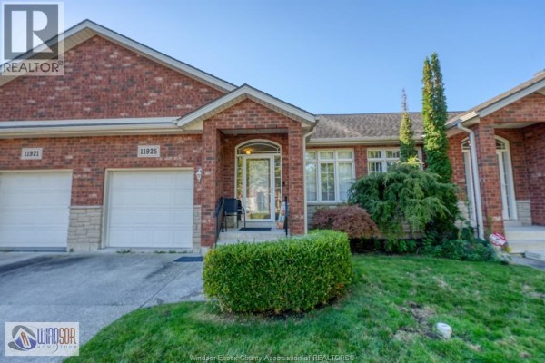 4pc Ensuite bath - 11925 Cobblestone, Windsor, ON N8P1T7 Photo 2