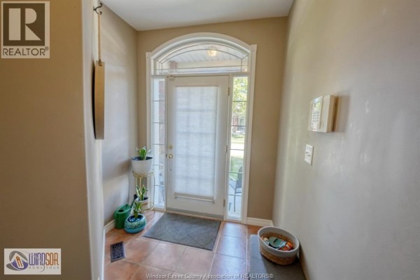 4pc Bathroom - 11925 Cobblestone, Windsor, ON N8P1T7 Photo 3