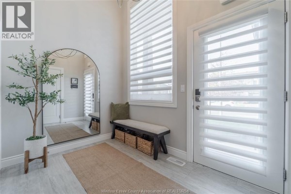3pc Ensuite bath - 11931 Maitland Avenue, Windsor, ON N8P0B9 Photo 3