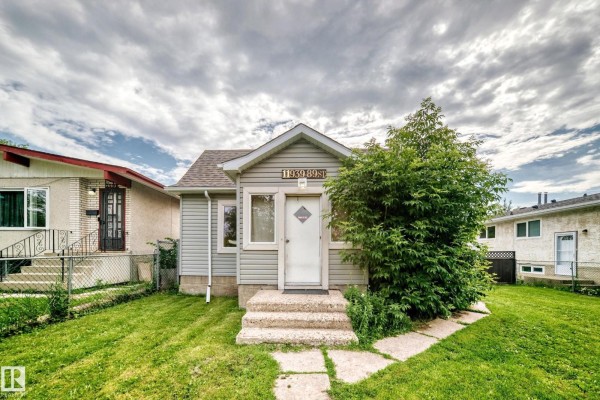 Bedroom 2 - 11939 89 St Nw, Edmonton, AB T5B3V9 Photo 4