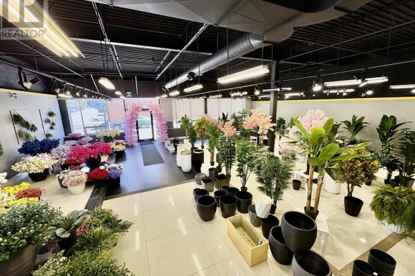 1194 Caledonia Road E, Toronto, ON M6A2W5 Photo 4