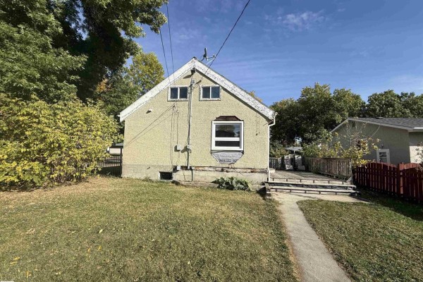 11942 37 St Nw, Edmonton