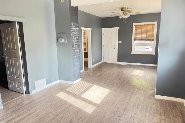 Primary Bedroom - 11942 37 St Nw, Edmonton, AB T5W2C1 Photo 4