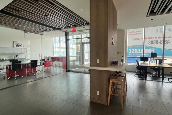 11949 Jasper Avenue Nw, Edmonton, AB T5K0P1 Photo 4