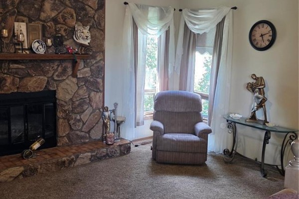 Foyer - 1195 13th Avenue Sw, Moose Jaw, SK S6H6L6 Photo 5