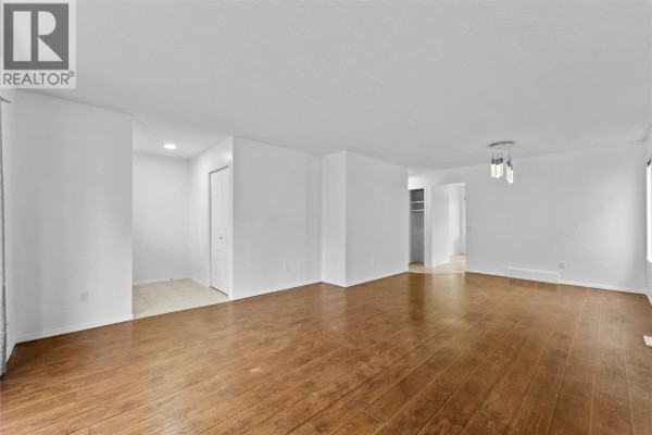Primary Bedroom - 1195 14th Street Unit# 33, Kamloops, BC V2B8L1 Photo 5