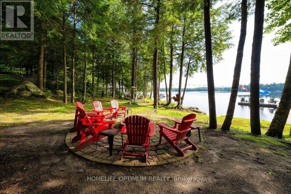 Primary Bedroom - 1195 Lakeshore Drive N, Bracebridge, ON P1L1X3 Photo 5