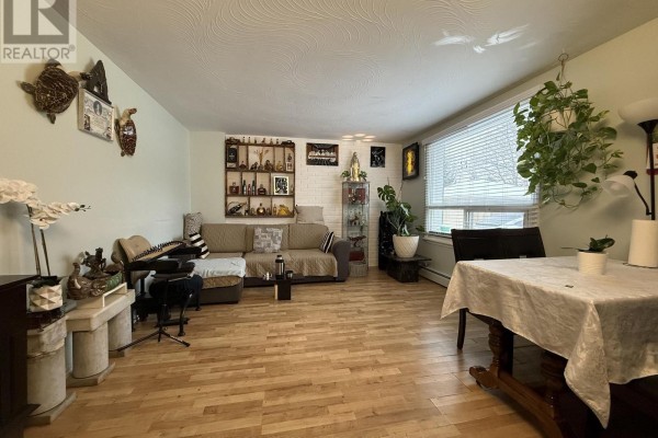 1195 Lakeshore Road E, Mississauga, ON L5E1G1 Photo 2