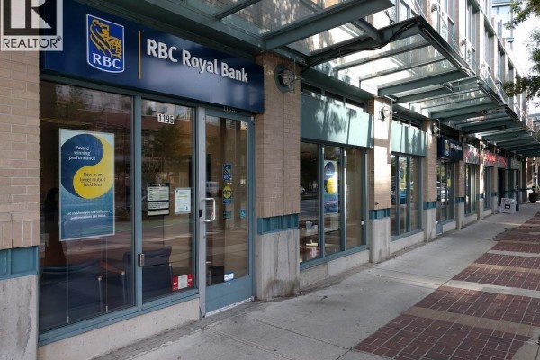 1195 Pacific Boulevard, Vancouver, BC V6Z2R8 Photo 4