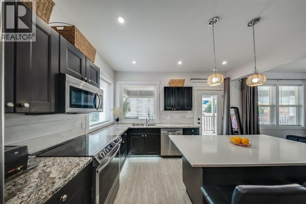 Kitchen - 1195 Tamarac Avenue, Trail, BC V1R4H8 Photo 5