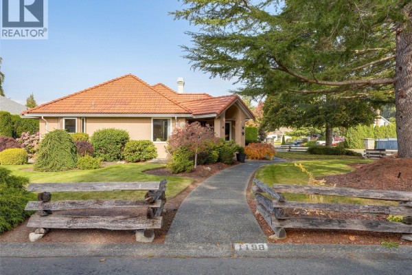 Family room - 1198 Stonington Pl, Saanich, BC V8Y3B8 Photo 3